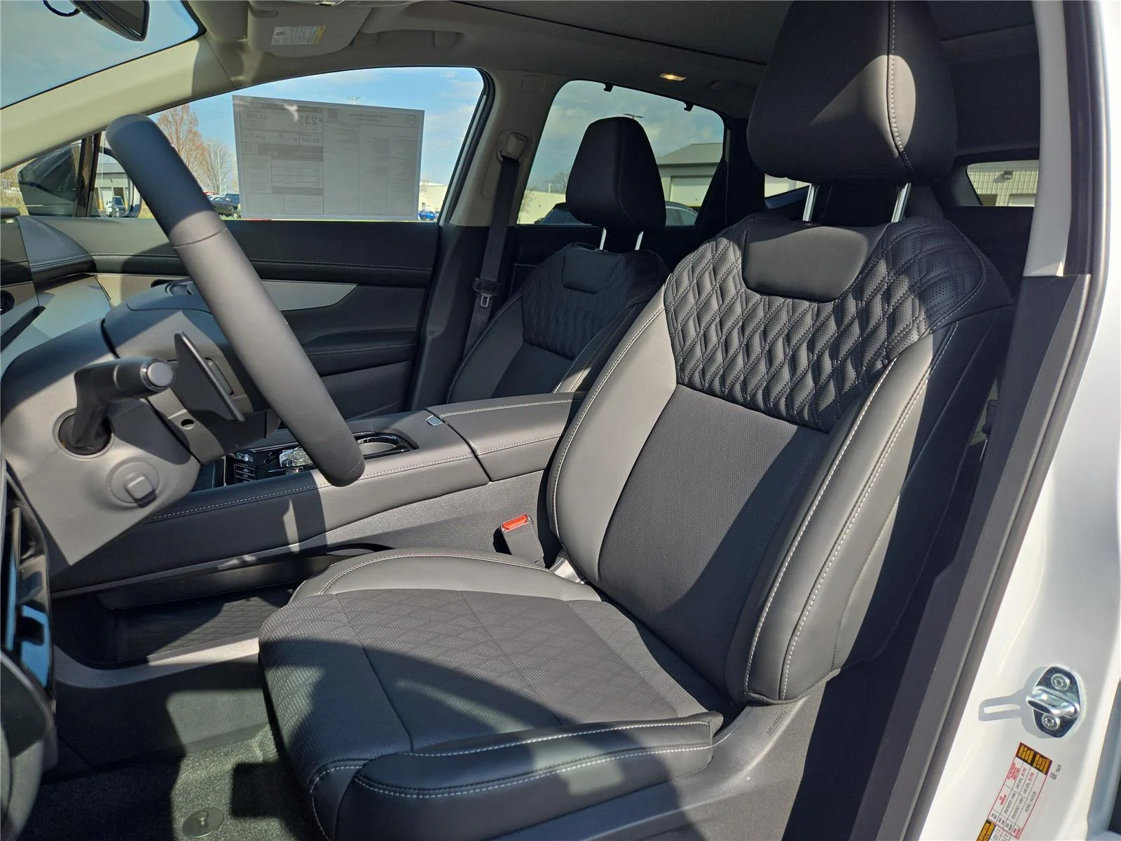 New 2026 Everest White Pearl Tricoat Nissan Platinum image 10