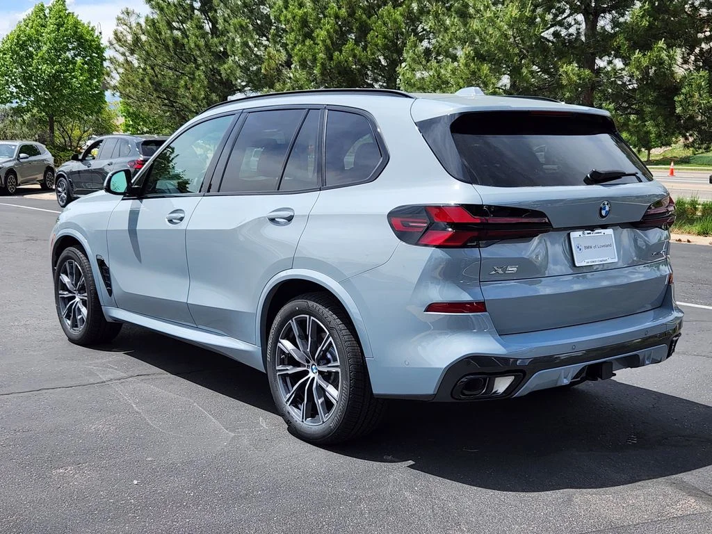 New 2026 Brooklyn Grey Metallic BMW xDrive40i image 3
