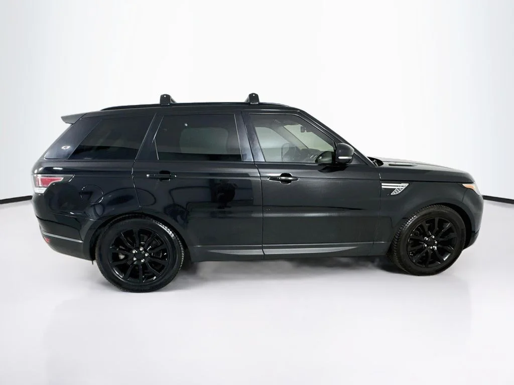 Used 2016 Black Land Rover 3.0L V6 Supercharged HSE image 8