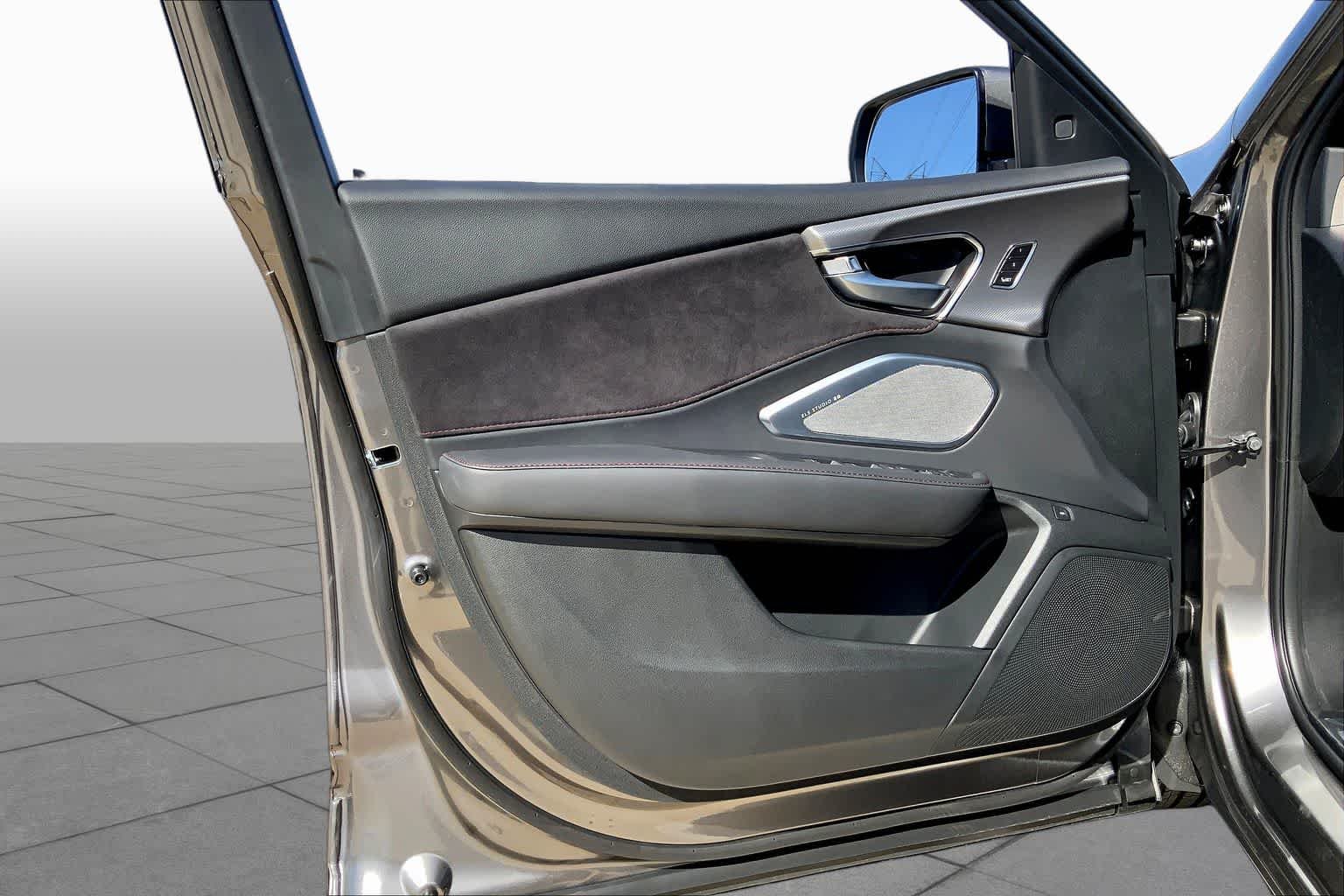 2026 Acura RDX A-Spec Package - Photo 10