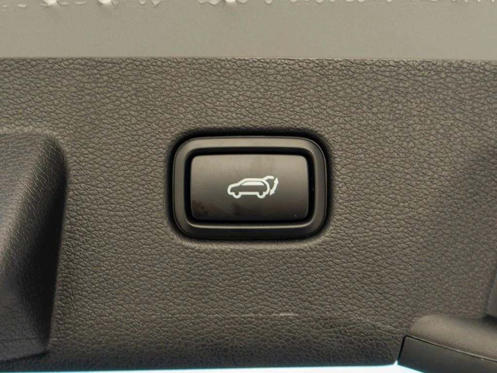 New 2026 Wolf Gray Kia X-Line image 31
