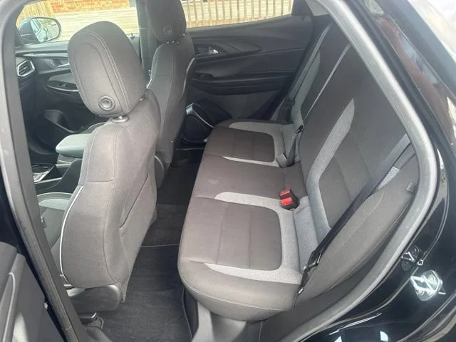 Used 2023 MOSAIC BLACK METALLIC Chevrolet LT image 5