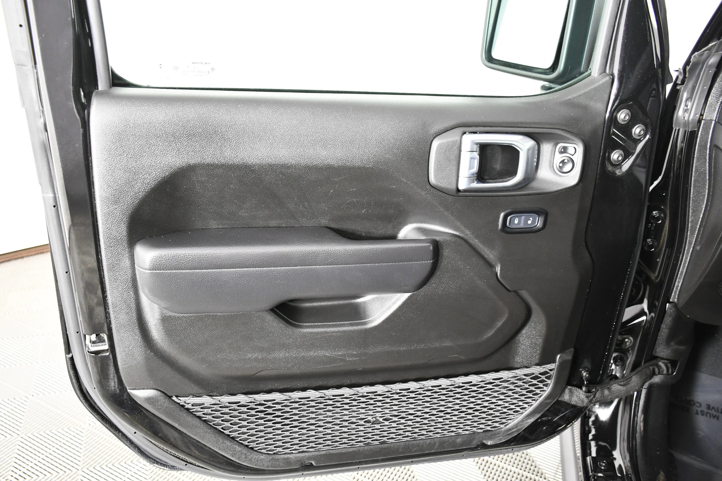 Used 2025 Black Clearcoat Jeep Rubicon image 28