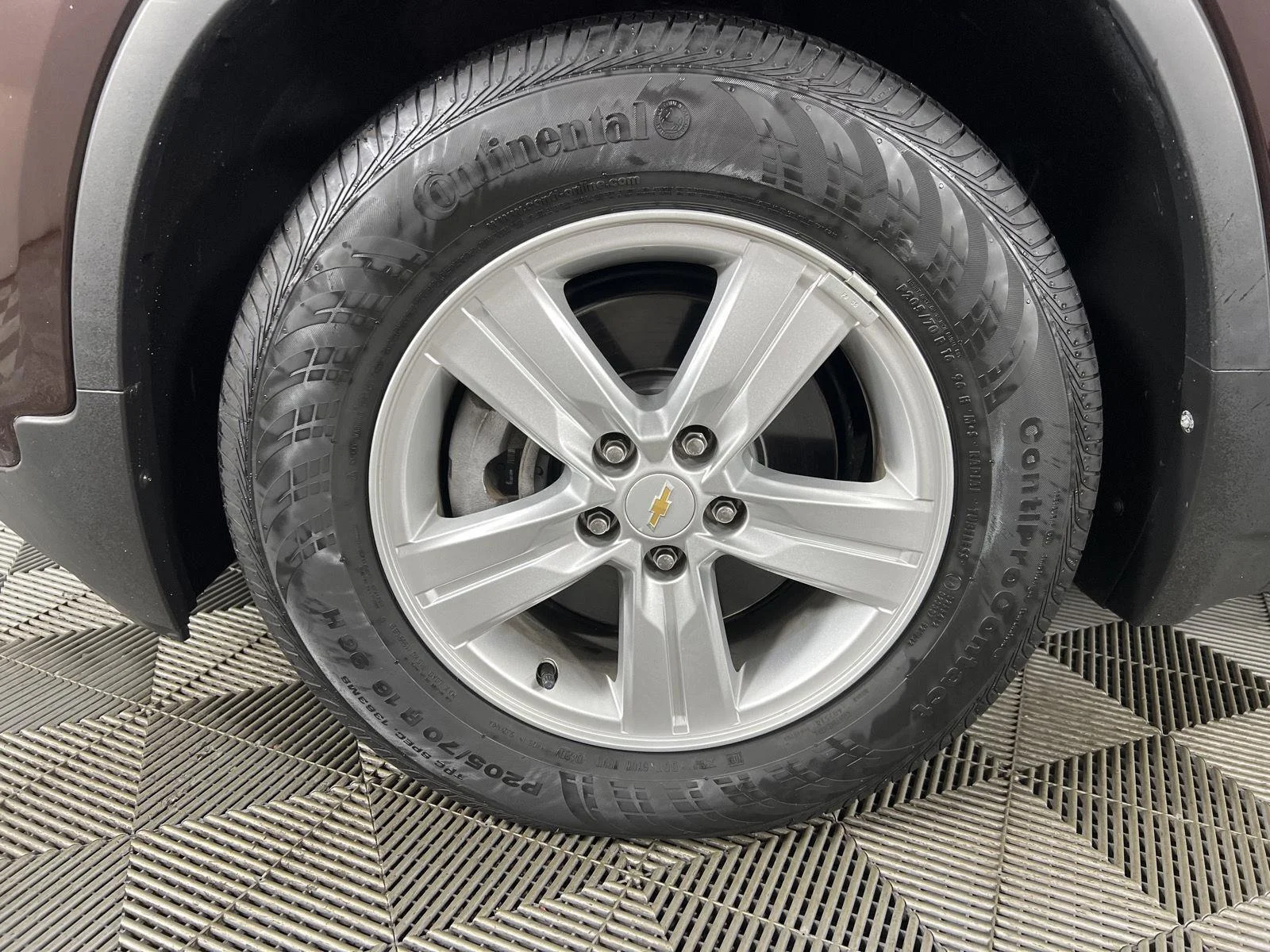 Used 2020 BLACK CHERRY METALLIC Chevrolet LT image 36