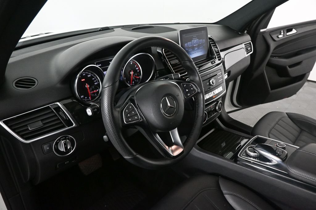 Used 2018  Mercedes-Benz GLE 350 image 6