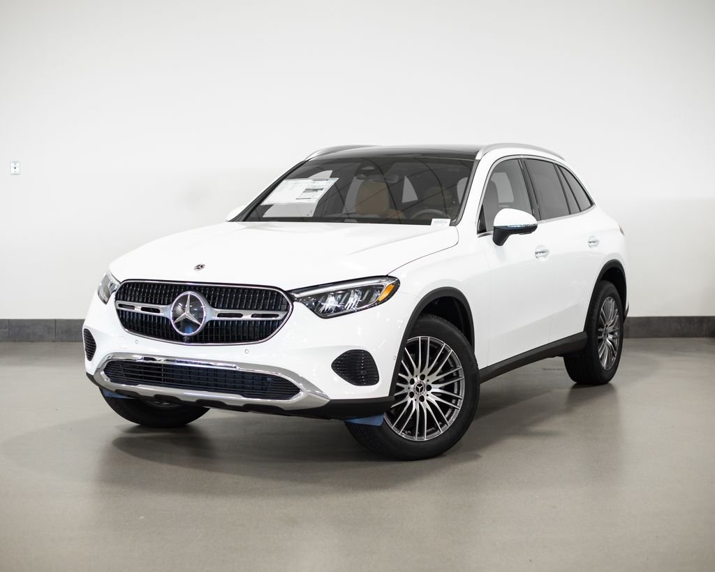New 2027 Polar White Mercedes-Benz GLC 300 image 1