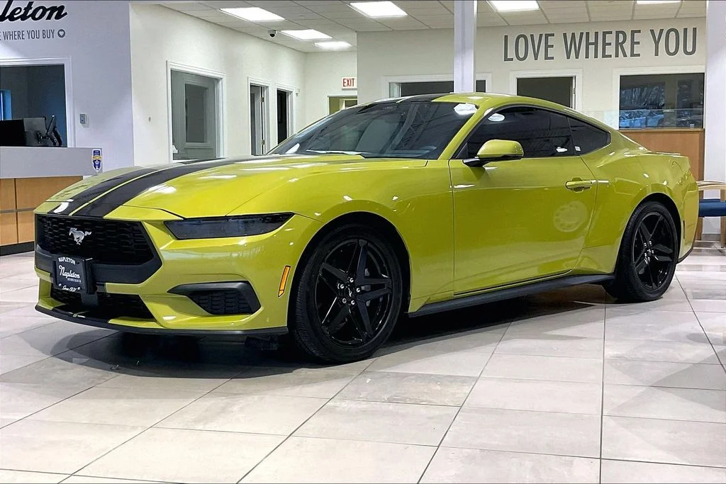 2025 Ford Mustang EcoBoost Premium Fastback - Photo 7