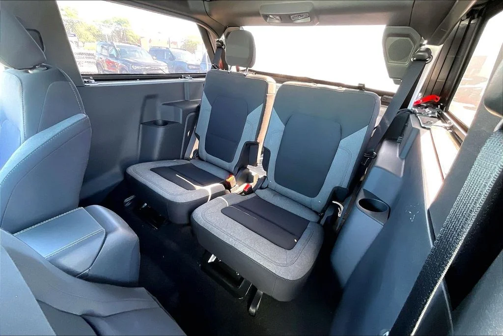 2025 Ford Bronco 2-Door Base - Photo 25
