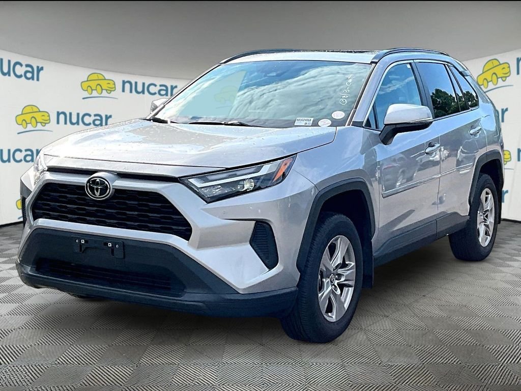Used 2025 Silver Toyota XLE image 3