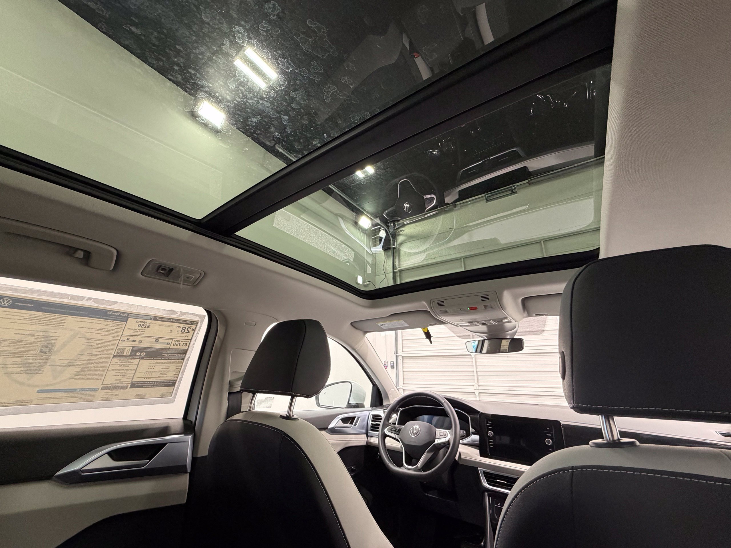 New 2026 White Volkswagen 1.5T SE image 38