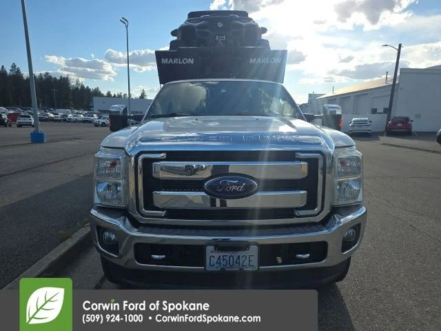 Used 2014 White Ford Lariat image 3