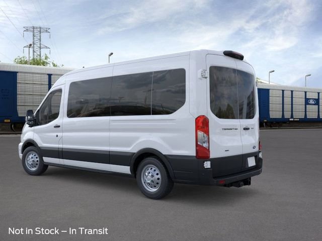 New 2026 Oxford White Ford Passenger Van XLT image 4