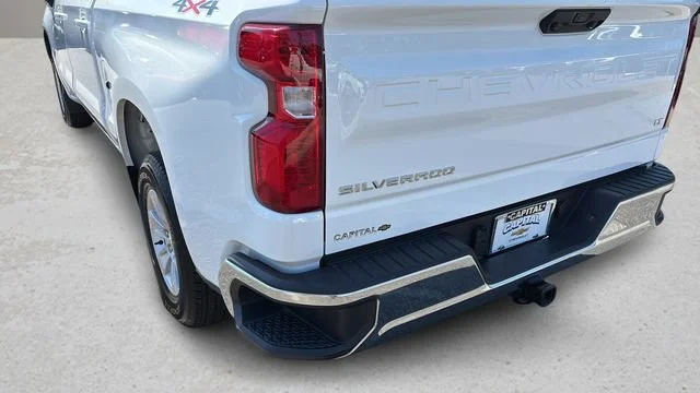 Used 2026 Summit White Chevrolet LT image 35