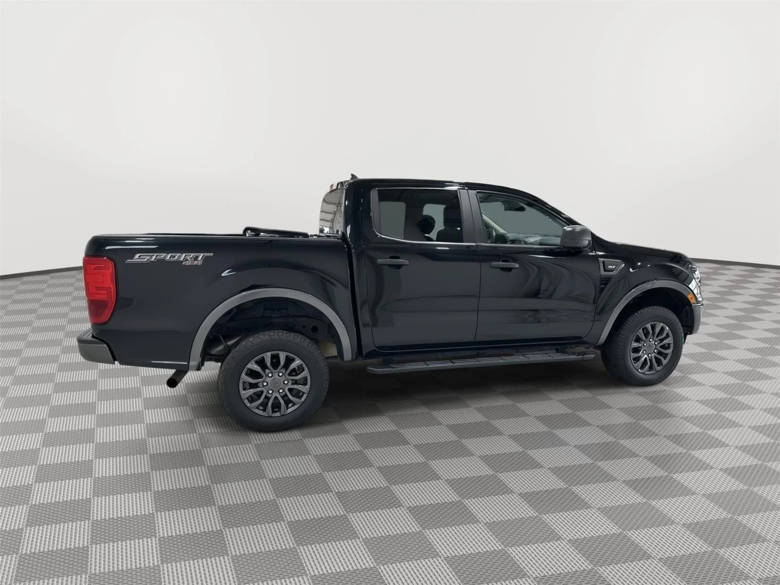 Used 2020 Shadow Black Ford XL image 6