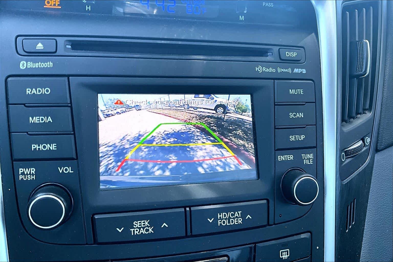 Used 2014 Harbor Gray Metallic Hyundai GLS image 29