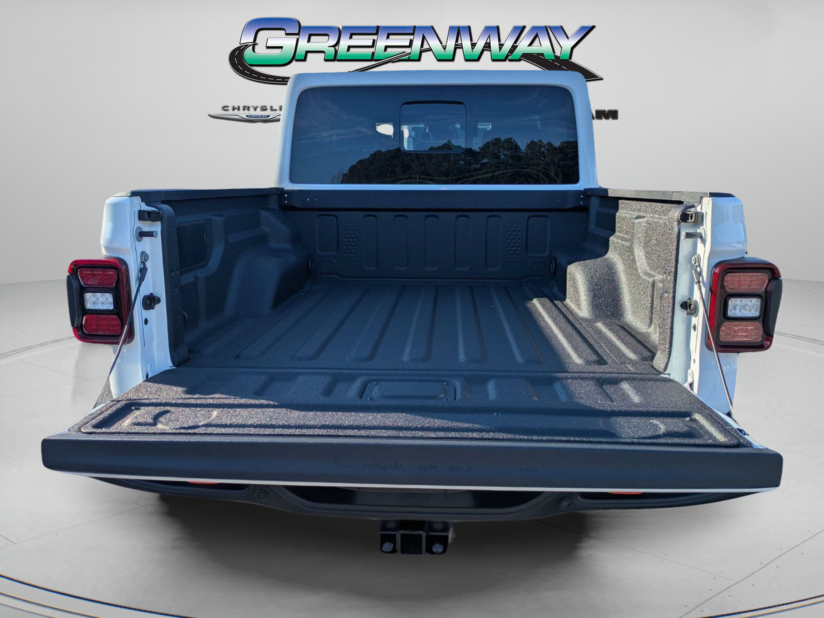 Used 2026 Bright White Clearcoat Jeep Mojave X image 9