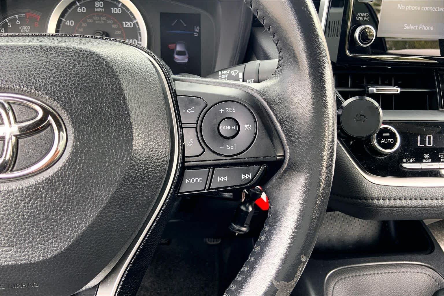 Used 2020 Celestite Toyota SE image 24