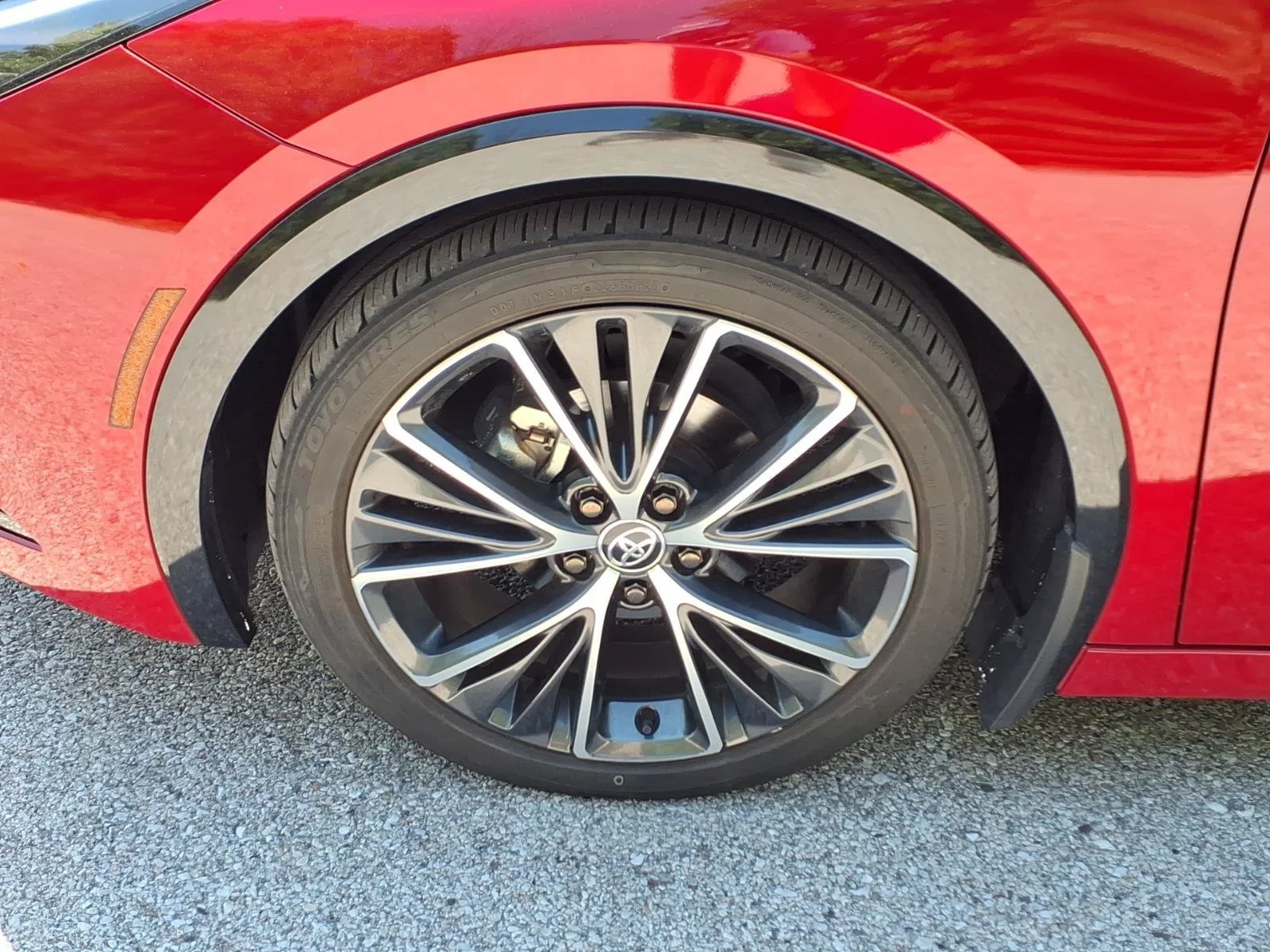 Used 2023 Red Toyota XLE image 31