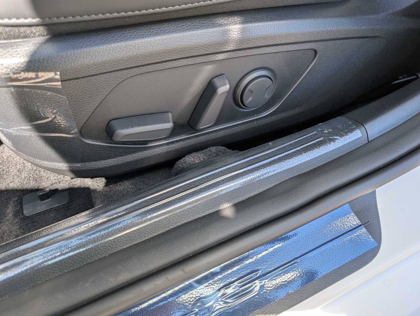 New 2026 Snow White Pearl Kia GT-Line image 29
