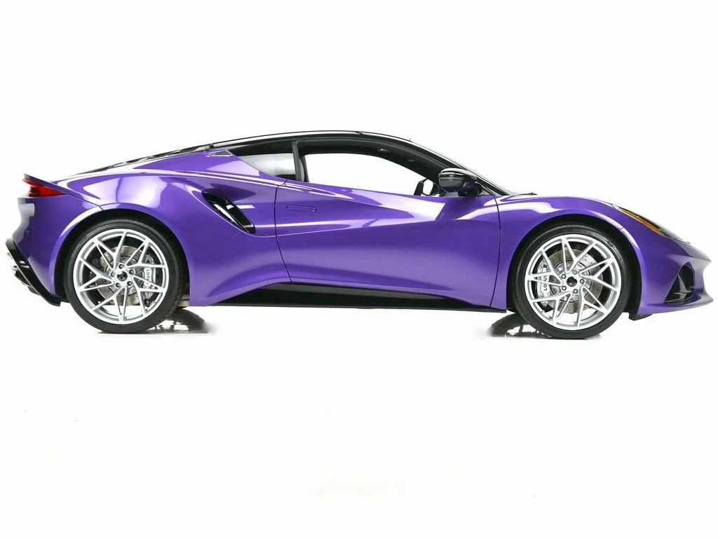 2026 Lotus Emira - Photo 27