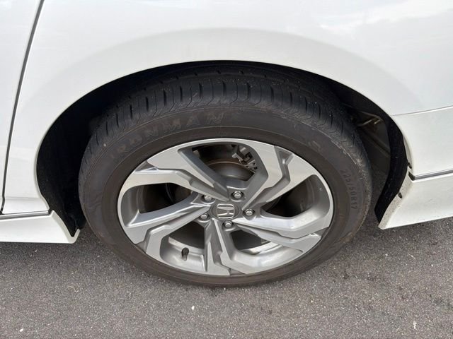 Certified Used 2020 Platinum White Pearl Honda EX image 11