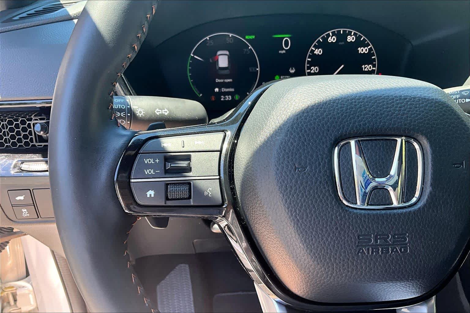 Used 2025 Platinum White Pearl Honda Sport Touring image 24