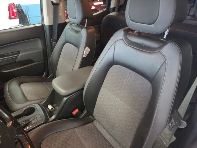Used 2016 Orange Metallic Chevrolet Z71 image 7