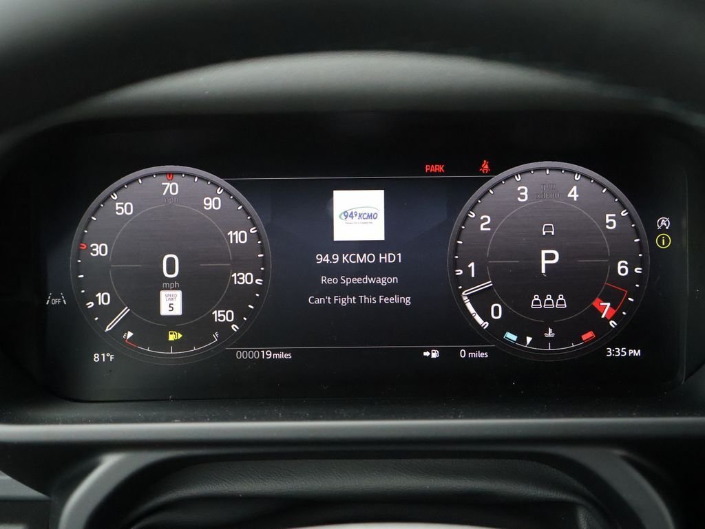 New 2026 Santorini Black LAND ROVER X-Dynamic SE image 28