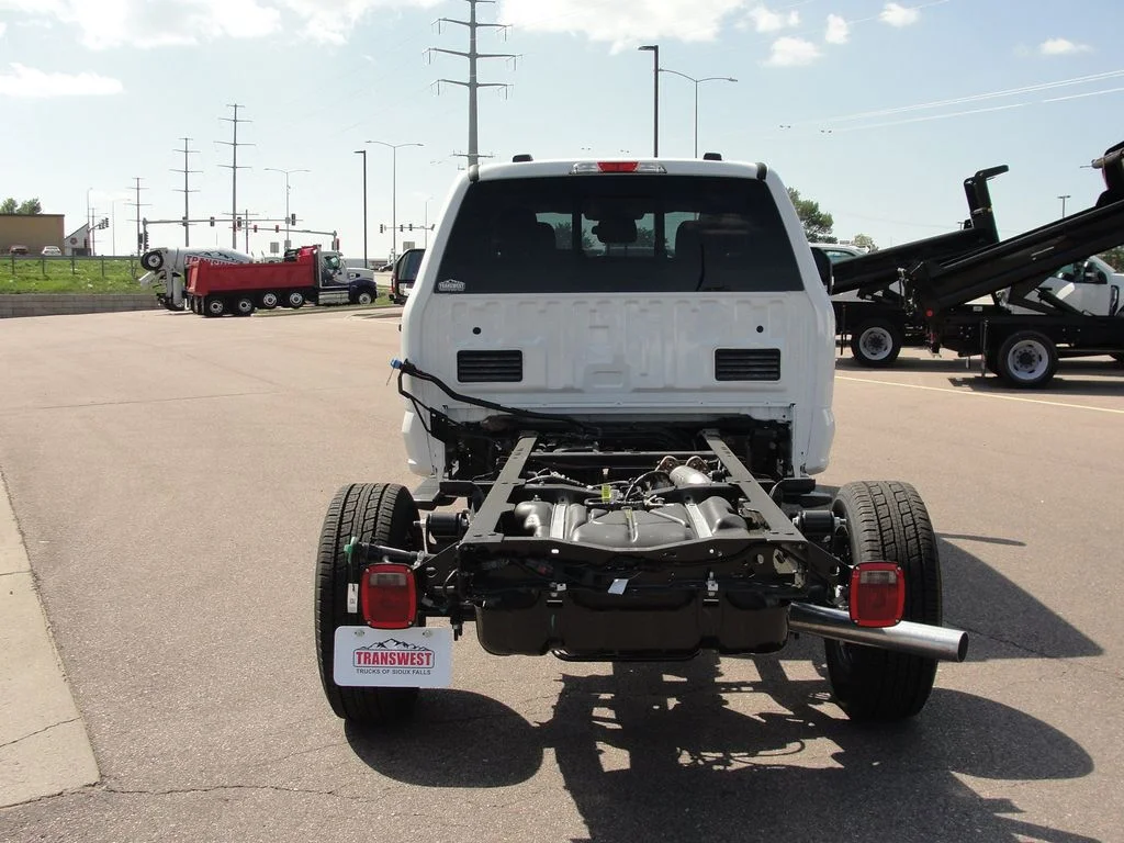 New 2026 White Ford XL image 4