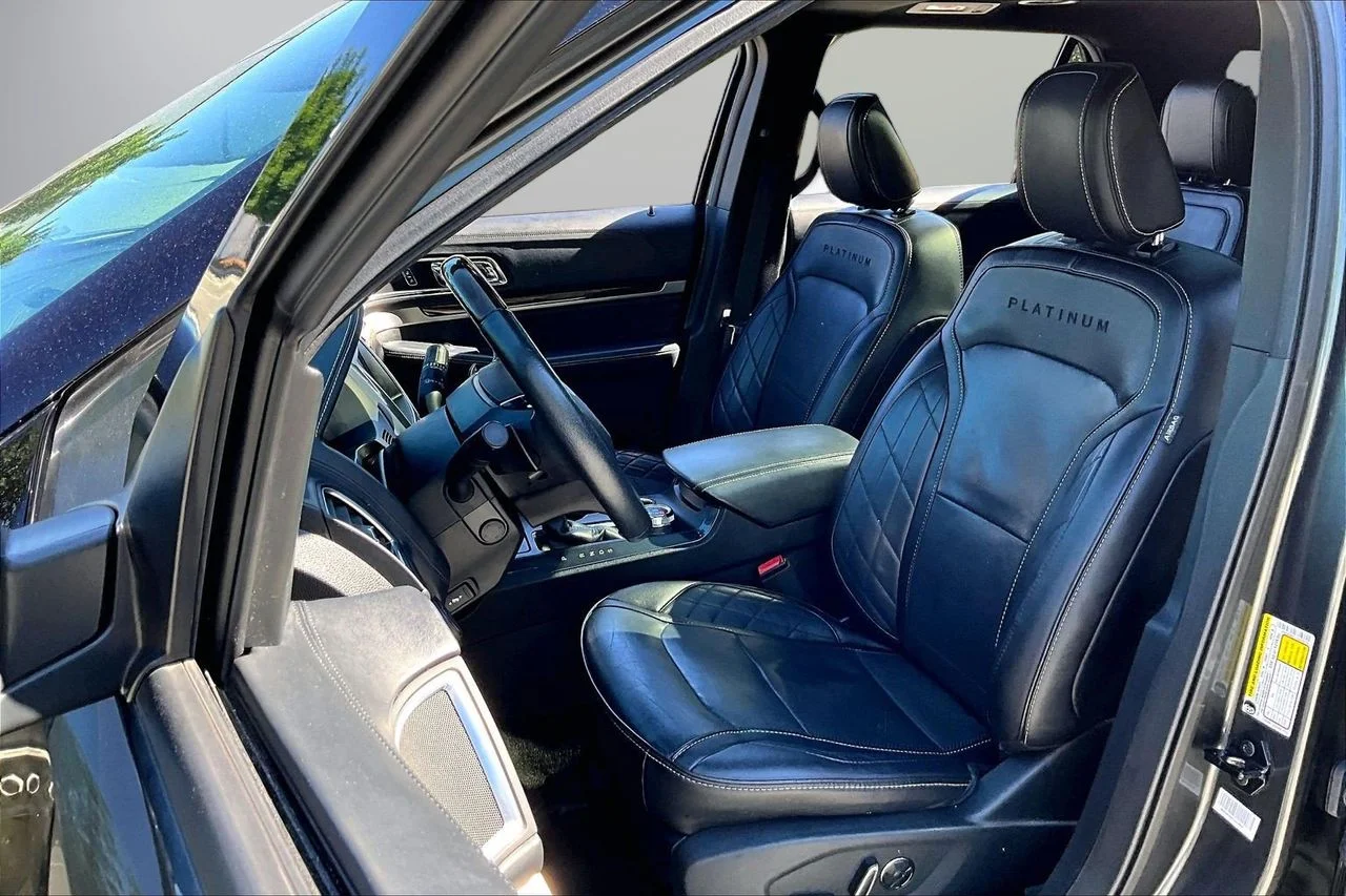 Certified Used 2018 Gray Ford Platinum image 22