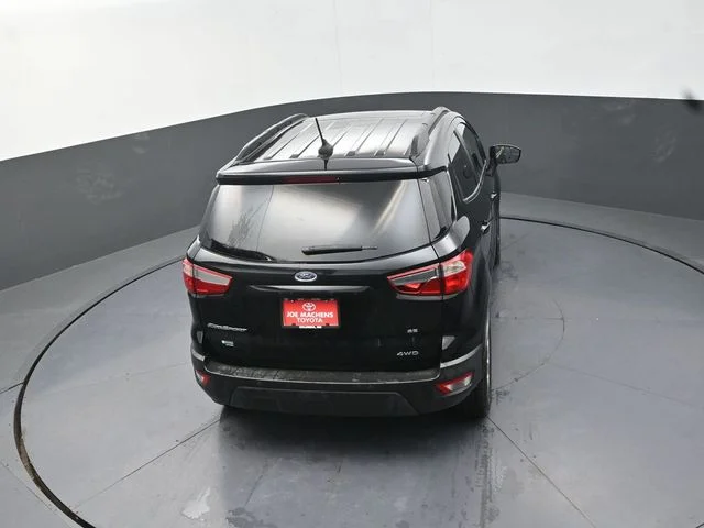 Used 2020 Black Ford SE image 28