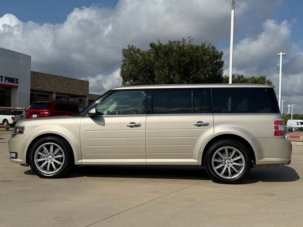 Used 2017 Ford Flex Limited with VIN 2FMHK6D80HBA05740 for sale in Bastrop, TX