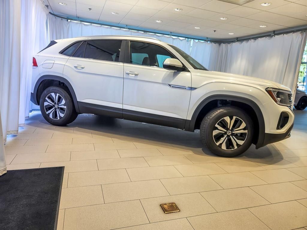 2026 Volkswagen Atlas Cross Sport SE - Photo 5