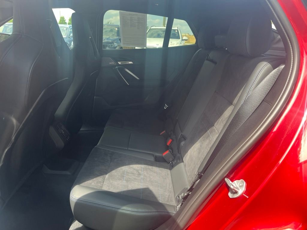 Used 2026 Vegas Red Metallic BMW M35i image 25