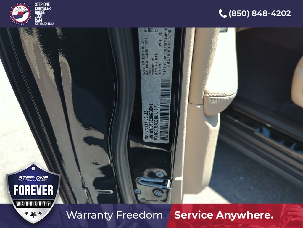 Used 2022 Black Jeep 4xe image 40