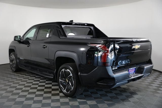 New 2026 Black Chevrolet LT - Max Range image 31
