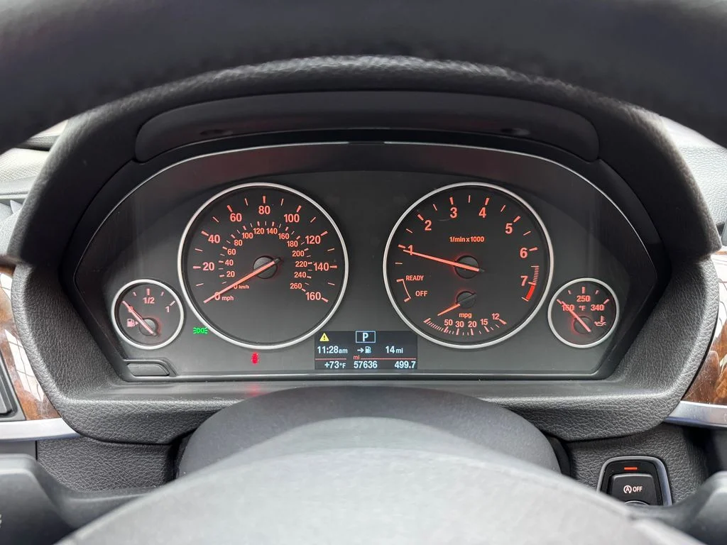 Used 2015 Black BMW 320i xDrive image 17