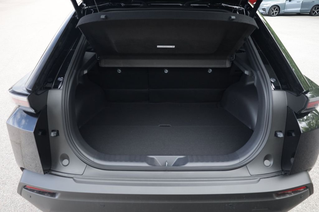 2026 Toyota C-HR XSE - Photo 14