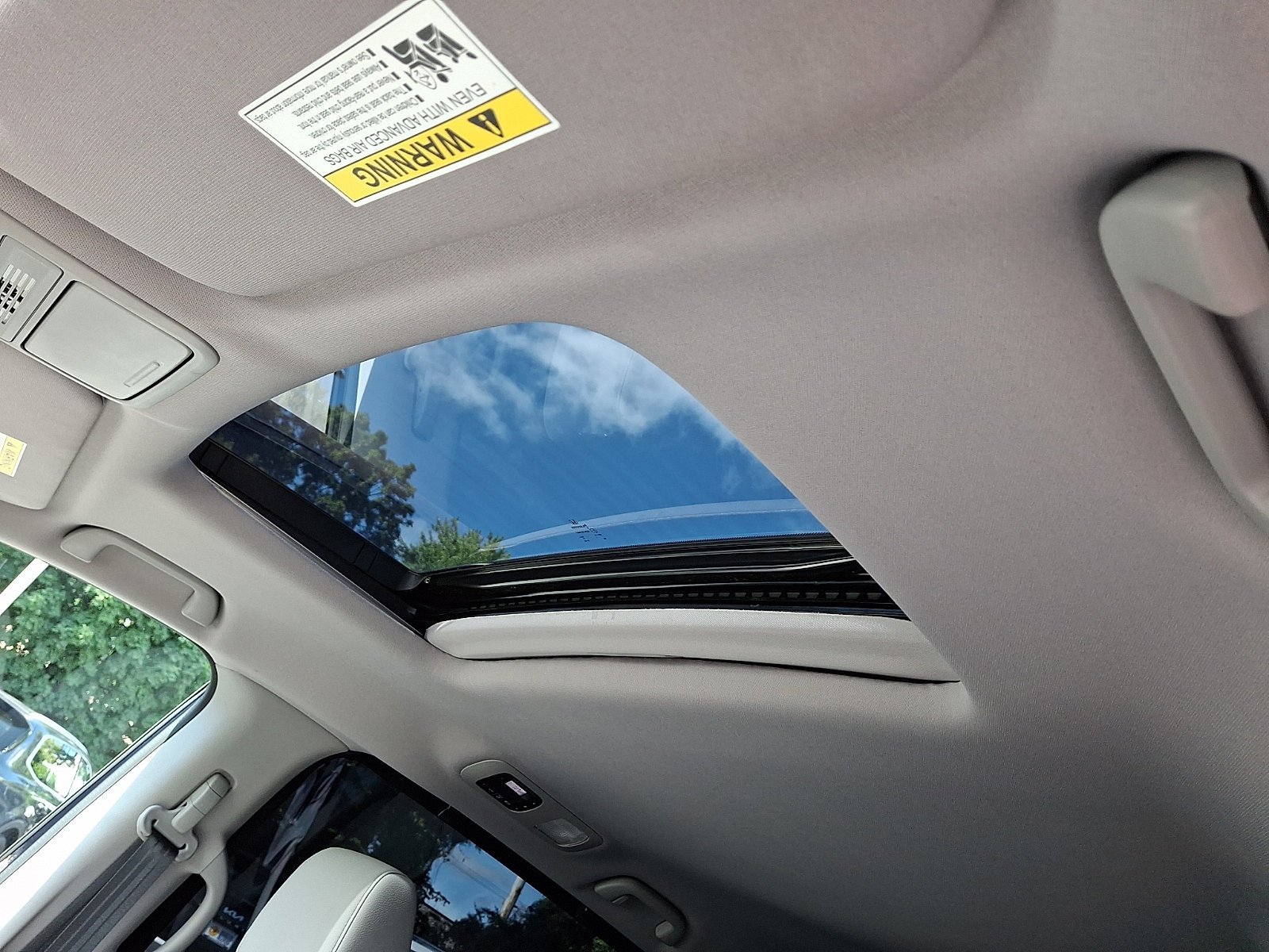 2024 Honda Odyssey EX-L - Photo 13