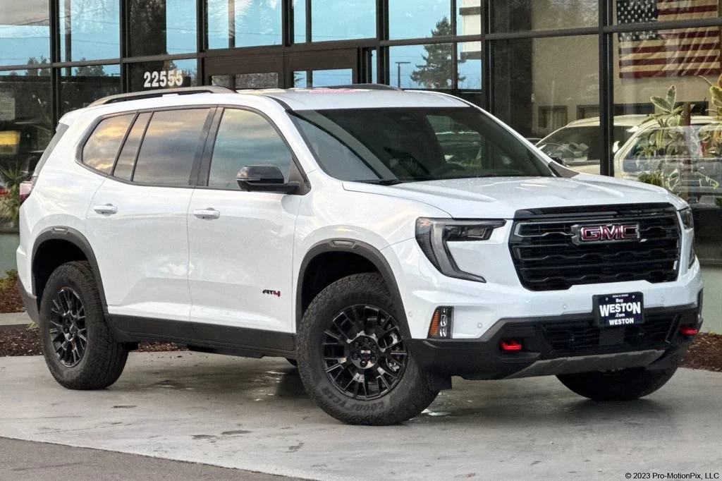 2026 GMC Acadia AT4 AWD's photo