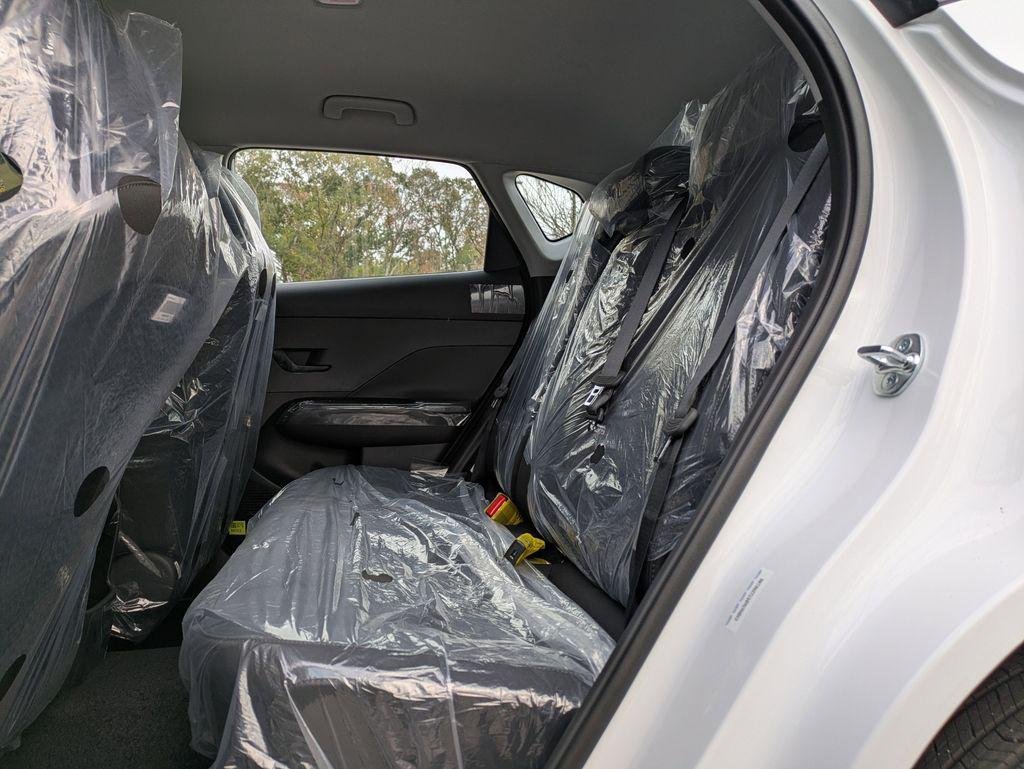 New 2026 White Hyundai SE FWD image 16