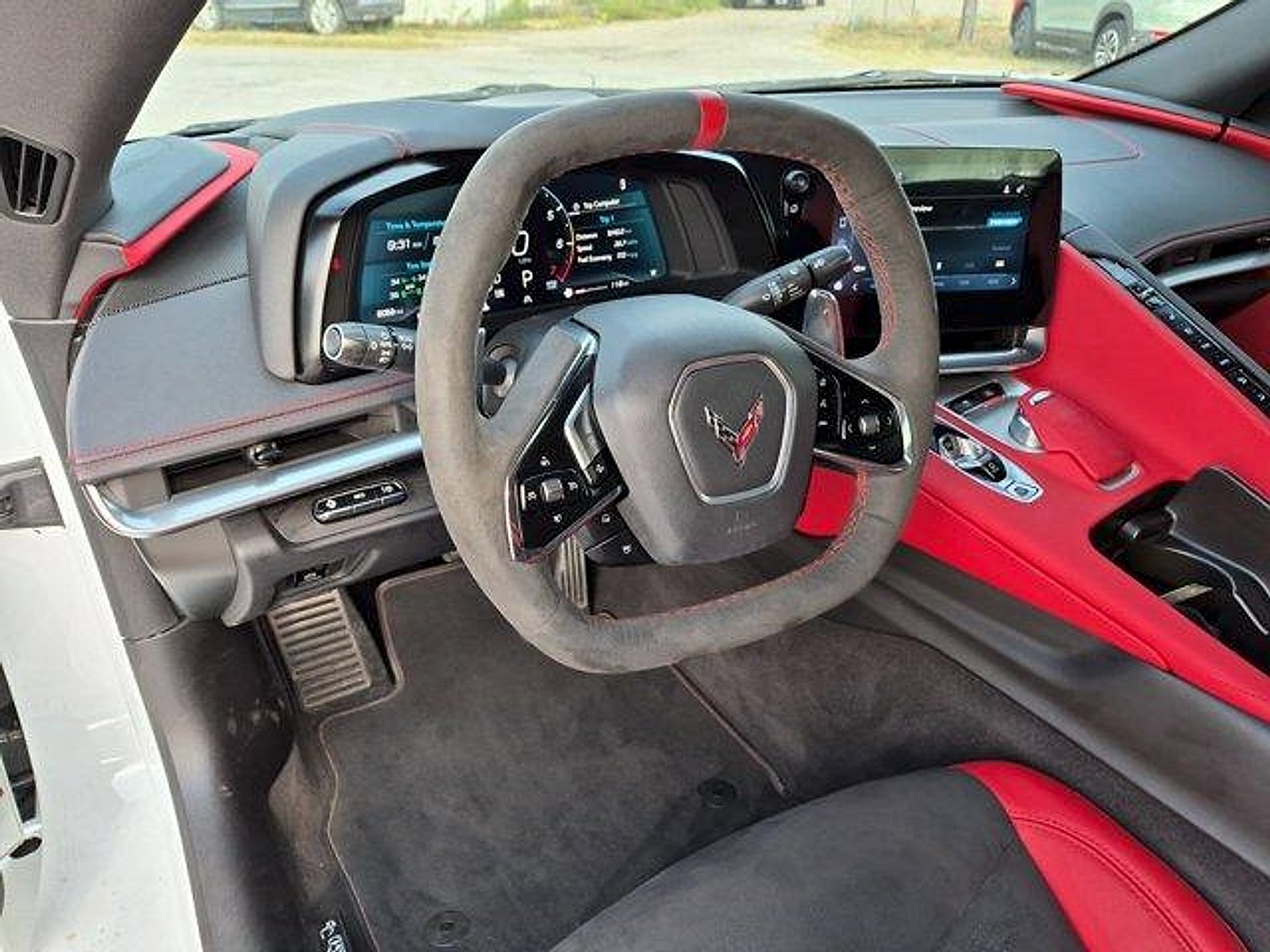 2024 Chevrolet Corvette 2LT - Photo 10