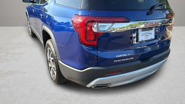 Used 2023 Ultra Blue Metallic GMC SLE image 37