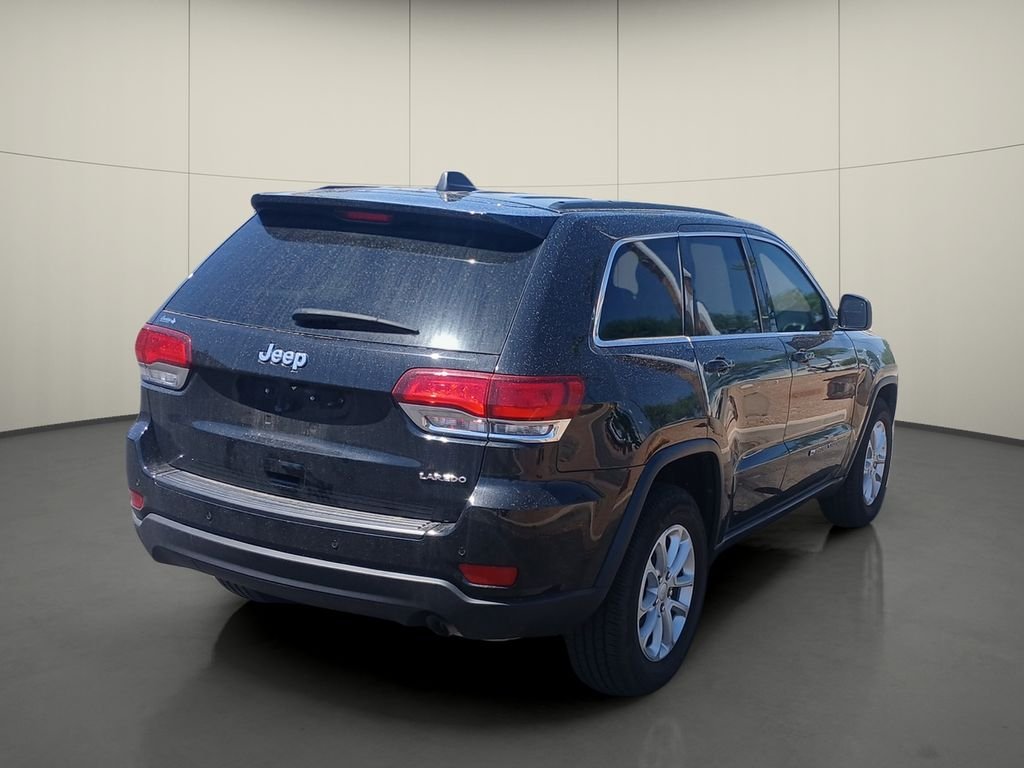 Used 2022 Black Jeep Laredo E image 7