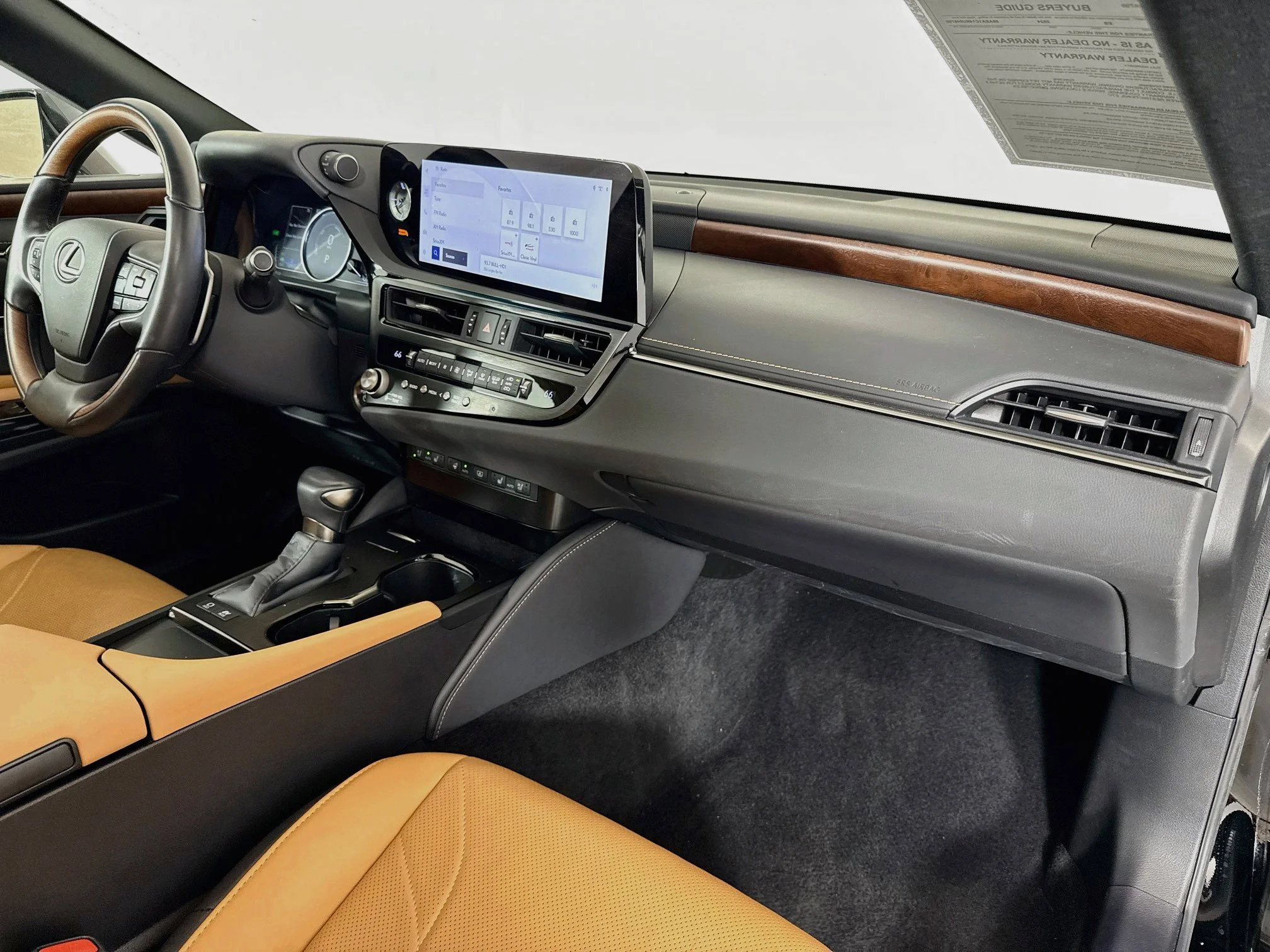 Certified Used 2024 OBSIDIAN Lexus 300h Luxury image 28