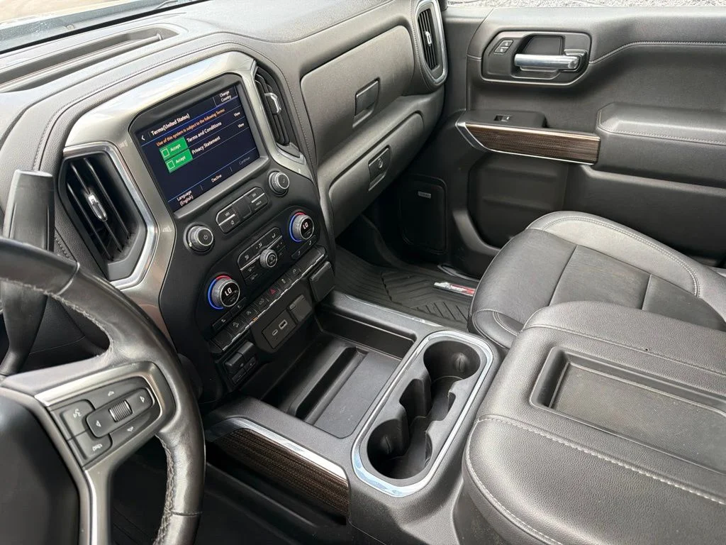 Used 2021 Blue Chevrolet RST image 18