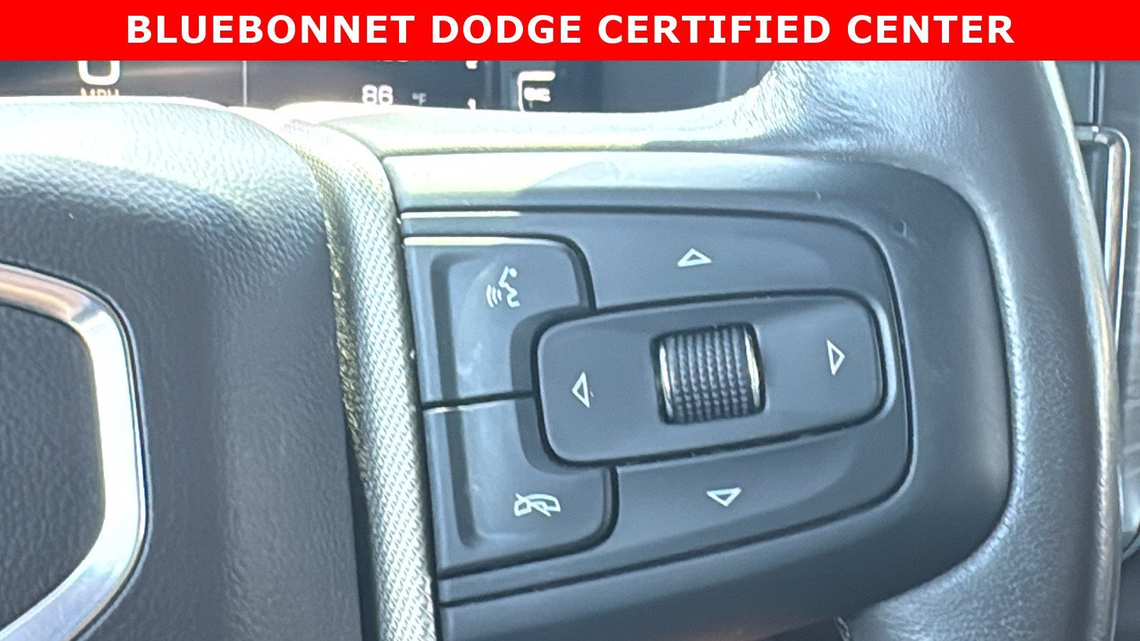 Certified Used 2022 White Frost Tricoat GMC Denali image 24