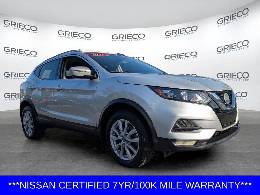 Used 2021 Silver Nissan SV image 1