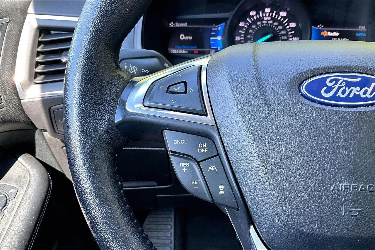 Used 2023 Silver Ford Titanium image 29