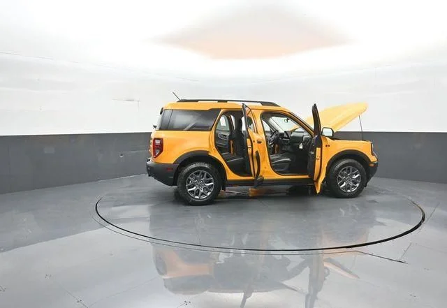 New 2026 Orange Fury Metallic Tri-Coat Ford Big Bend® image 32